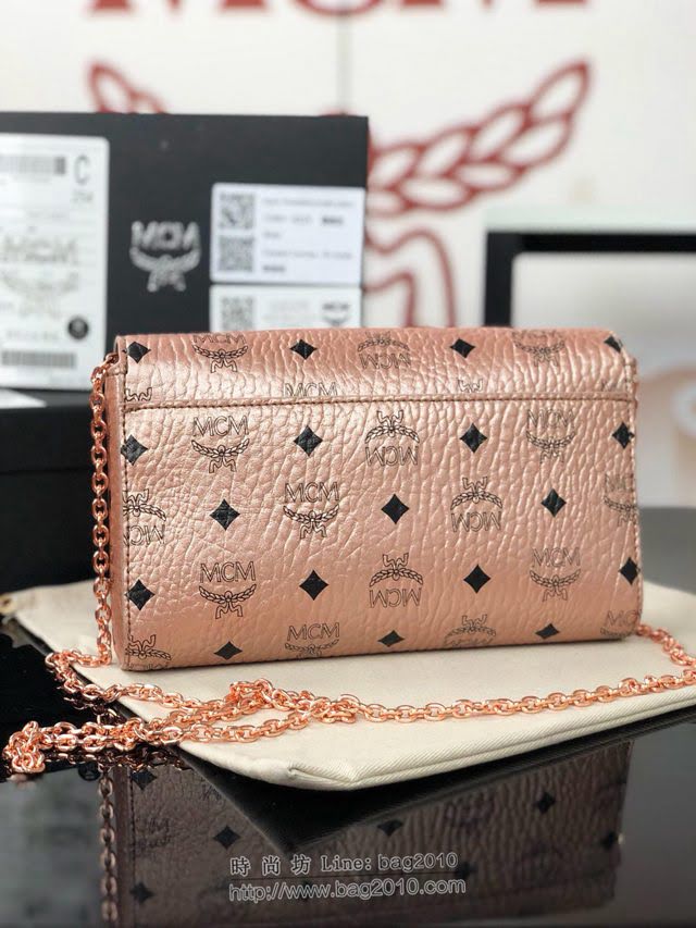 MCM女包 原單 6226中號 2018新品 Patricia鏈條包 復古印花 信封式手拿包 MCM女單肩斜挎包  mdmc1178